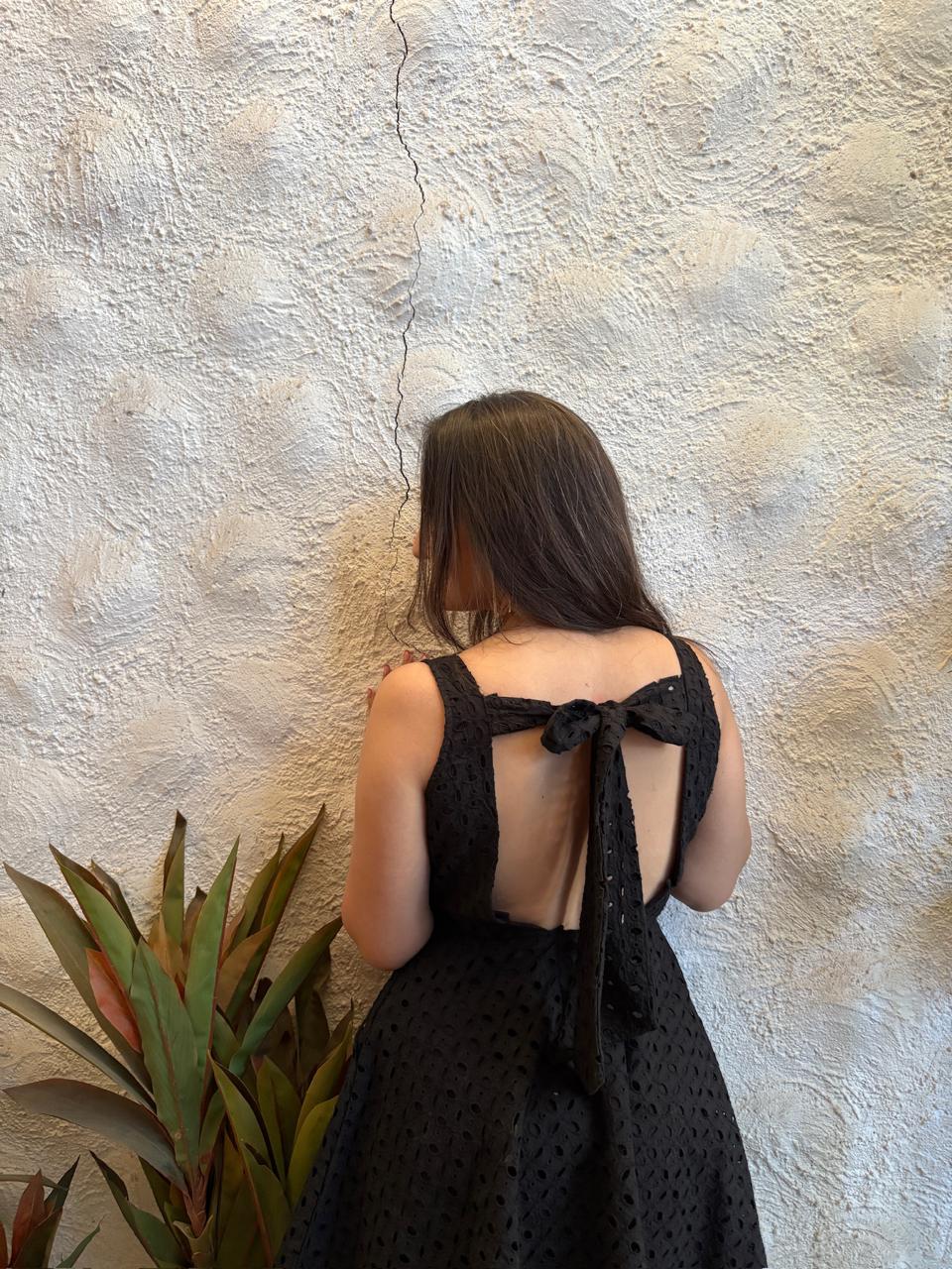 Hakoba Black Blackless Mini
